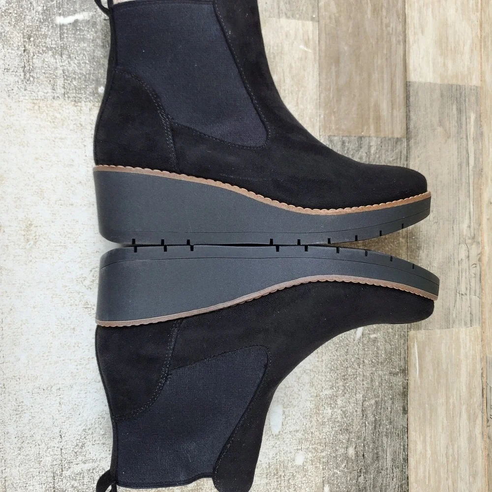 Eurosoft Franchesca Womens Ankle Boot Sz 9.5 M Black Elastic Gore Panel Side Zip